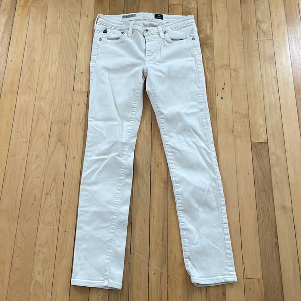 AG Cream The Stevie Ankle (Slim Straight)
